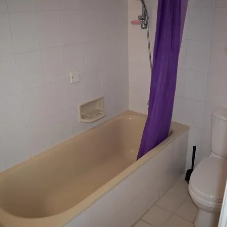 Apartment Direct Psarolimano Court Larnaca